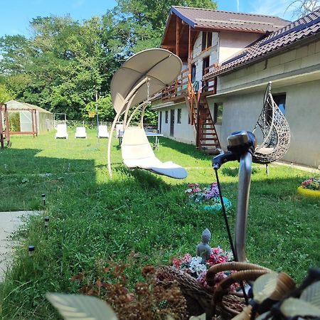 Happy Home Călimăneşti Zewnętrze zdjęcie
